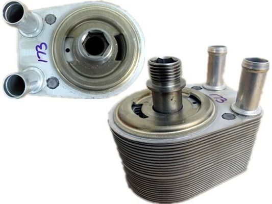 4526544 Motoronderdelen Olie koeler