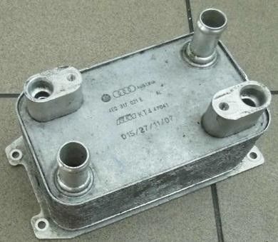 4E0317021E Motoronderdelen versnellingsbakkoeler