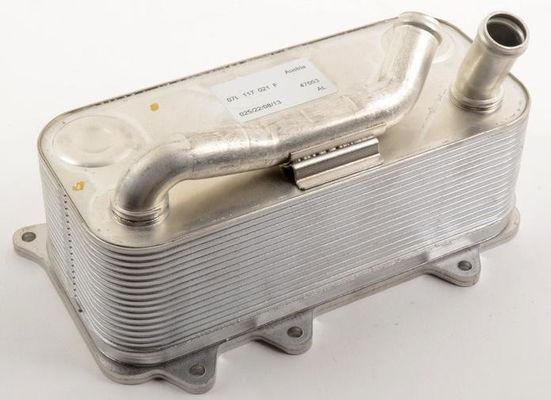 07L117021F Motoronderdelen Olie koeler