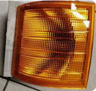 Mercedes BUS 0008207621 Hoeklamp